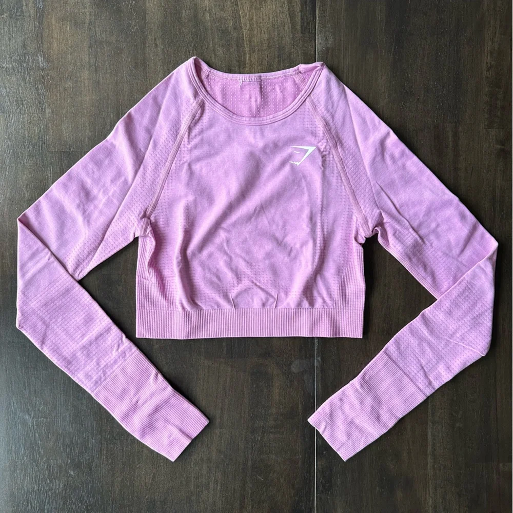 Gymshark Pink Seamless Athletic Shorts & Crop Long Sleeve Set - Picture 2 of 10
